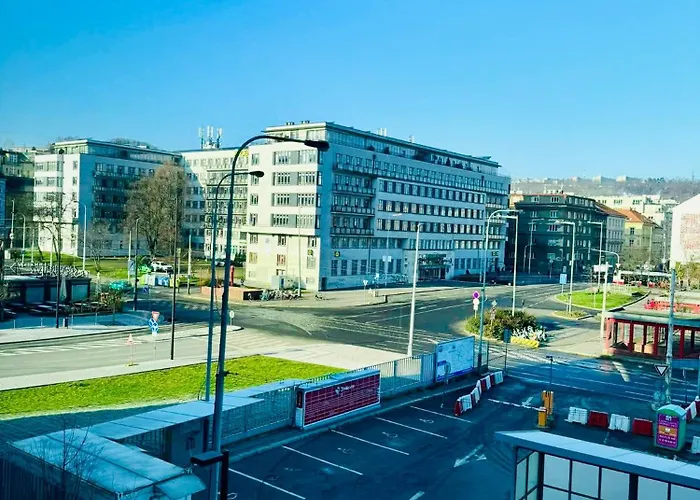 Nest Center Apartmán